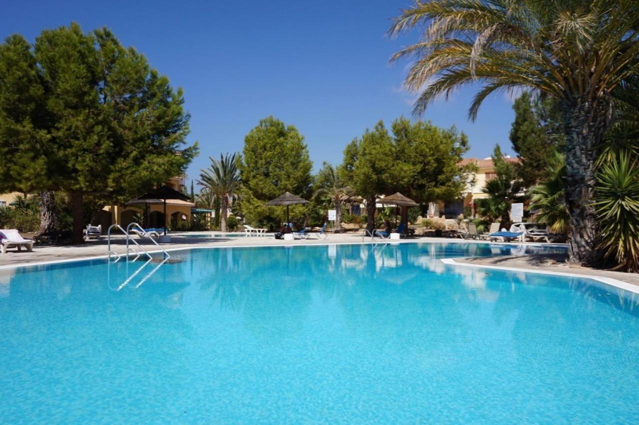 Modern Sea View Apartment Regina Gardens Paphos Eksteriør bilde