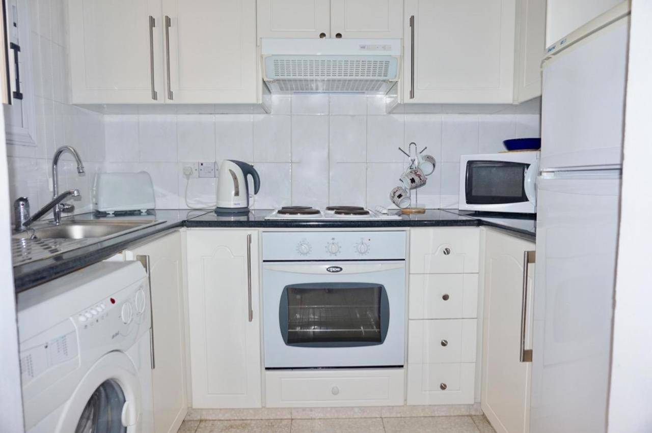 Modern Sea View Apartment Regina Gardens Paphos Eksteriør bilde